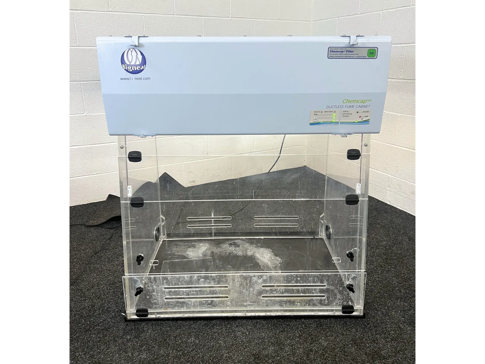 4 Bigneat Chemcap Clearview Ductless Fume Cabinet