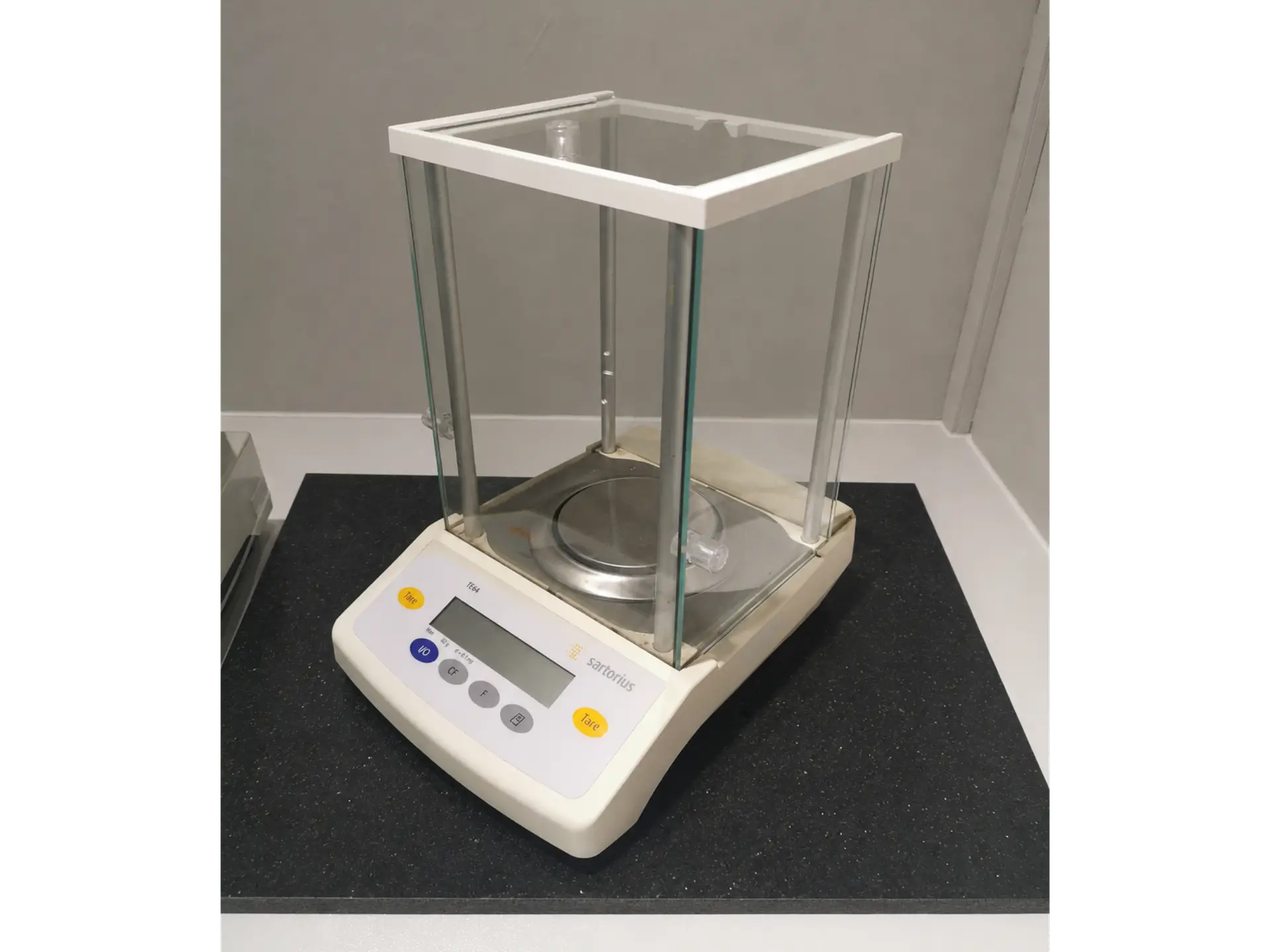 5 Sartorius TE64 Analytical Balance