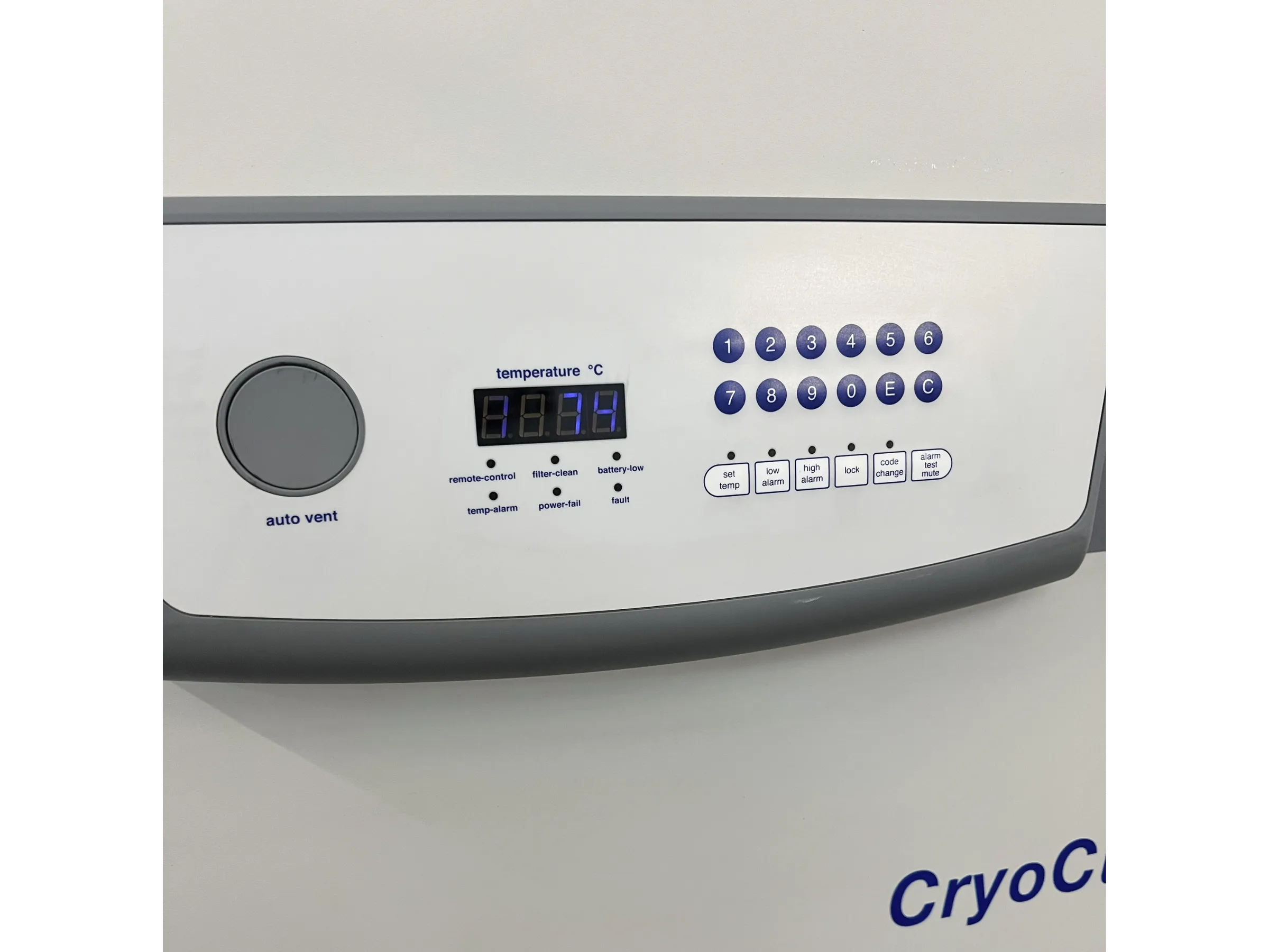 Eppendorf Cryocube F570h ULT Freezer