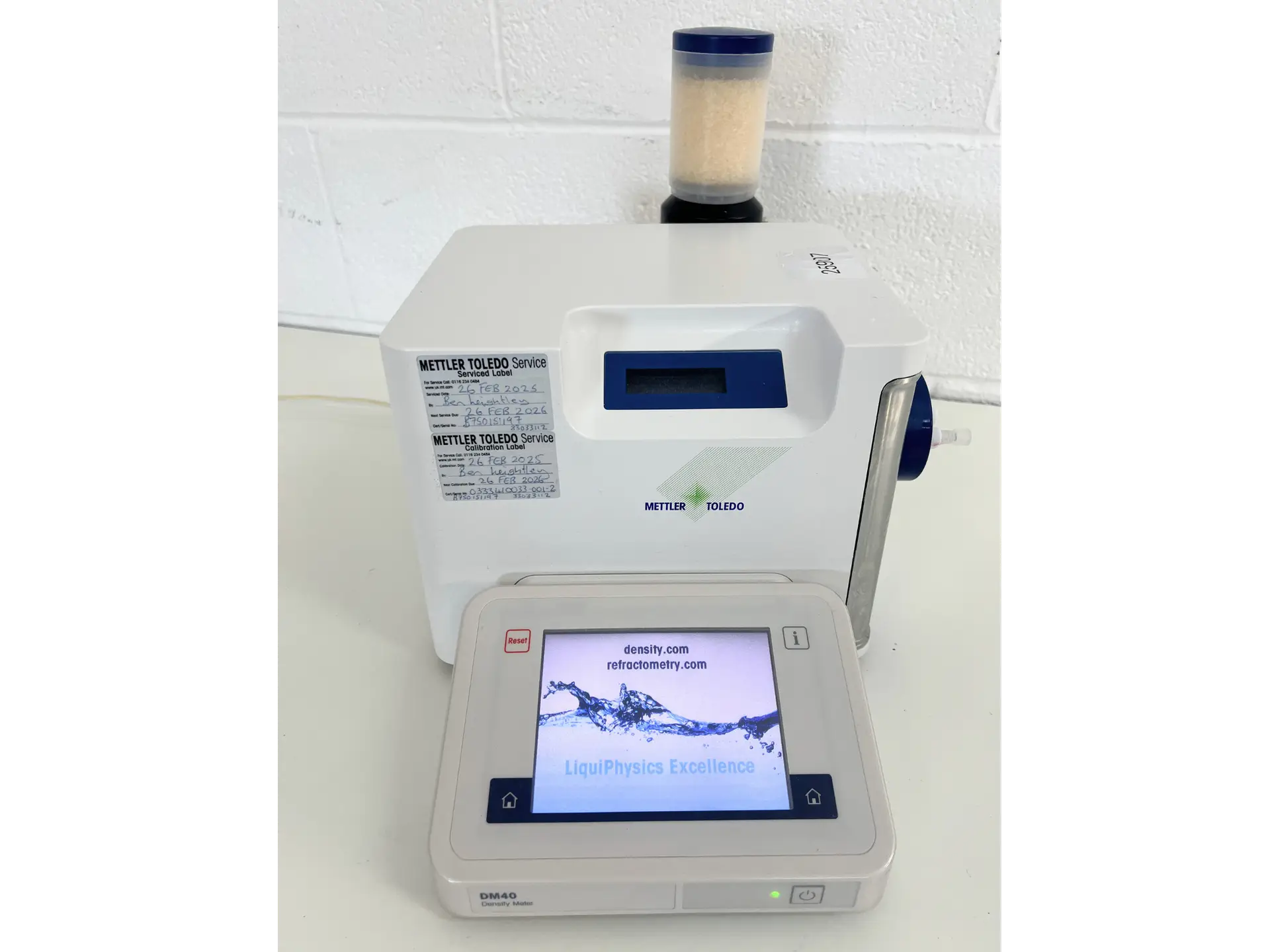1 Mettler Toledo LiquiPhysics DM40 Density Meter