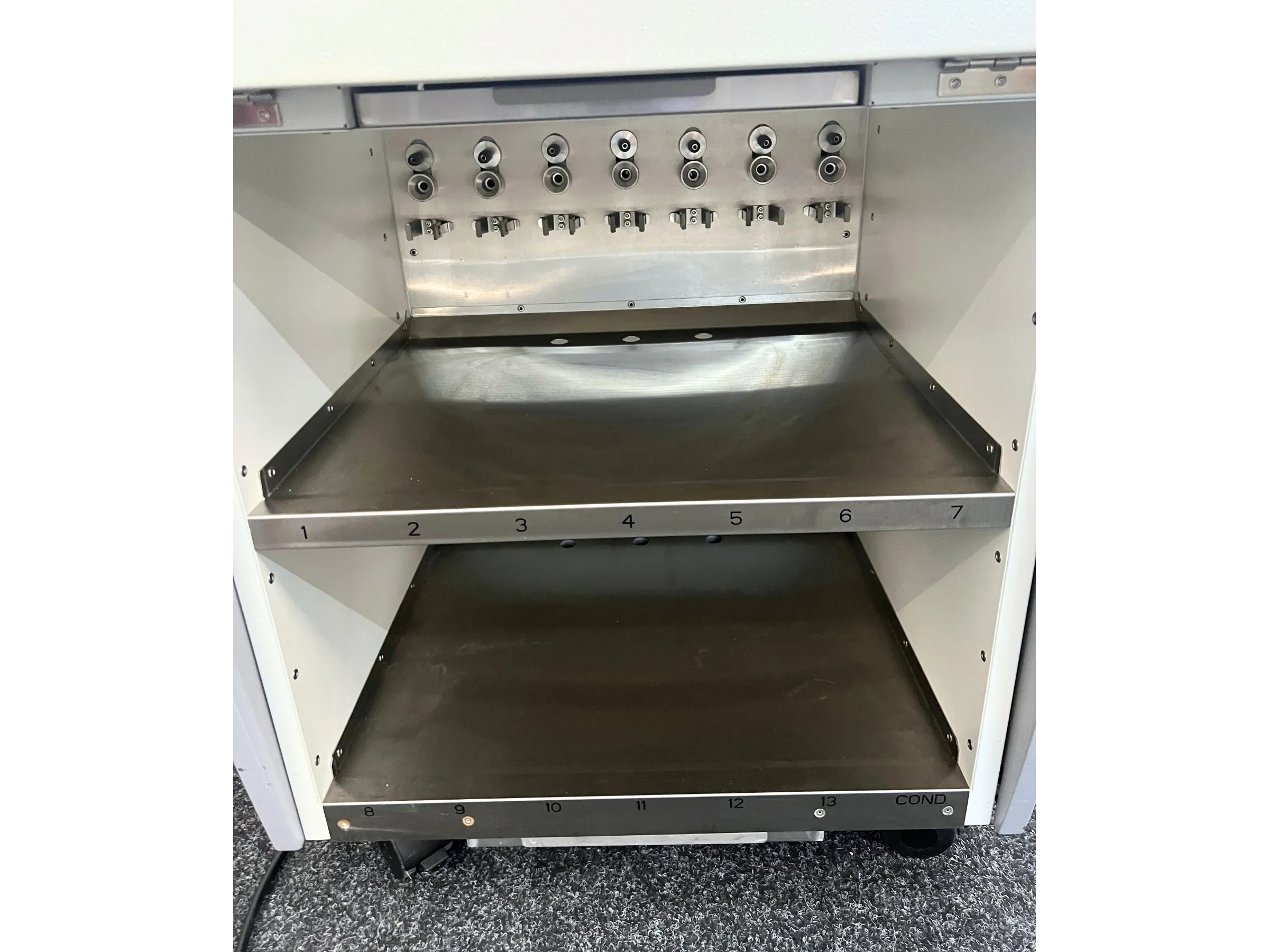 10 Leica HistoCore PEARL Tissue Processor