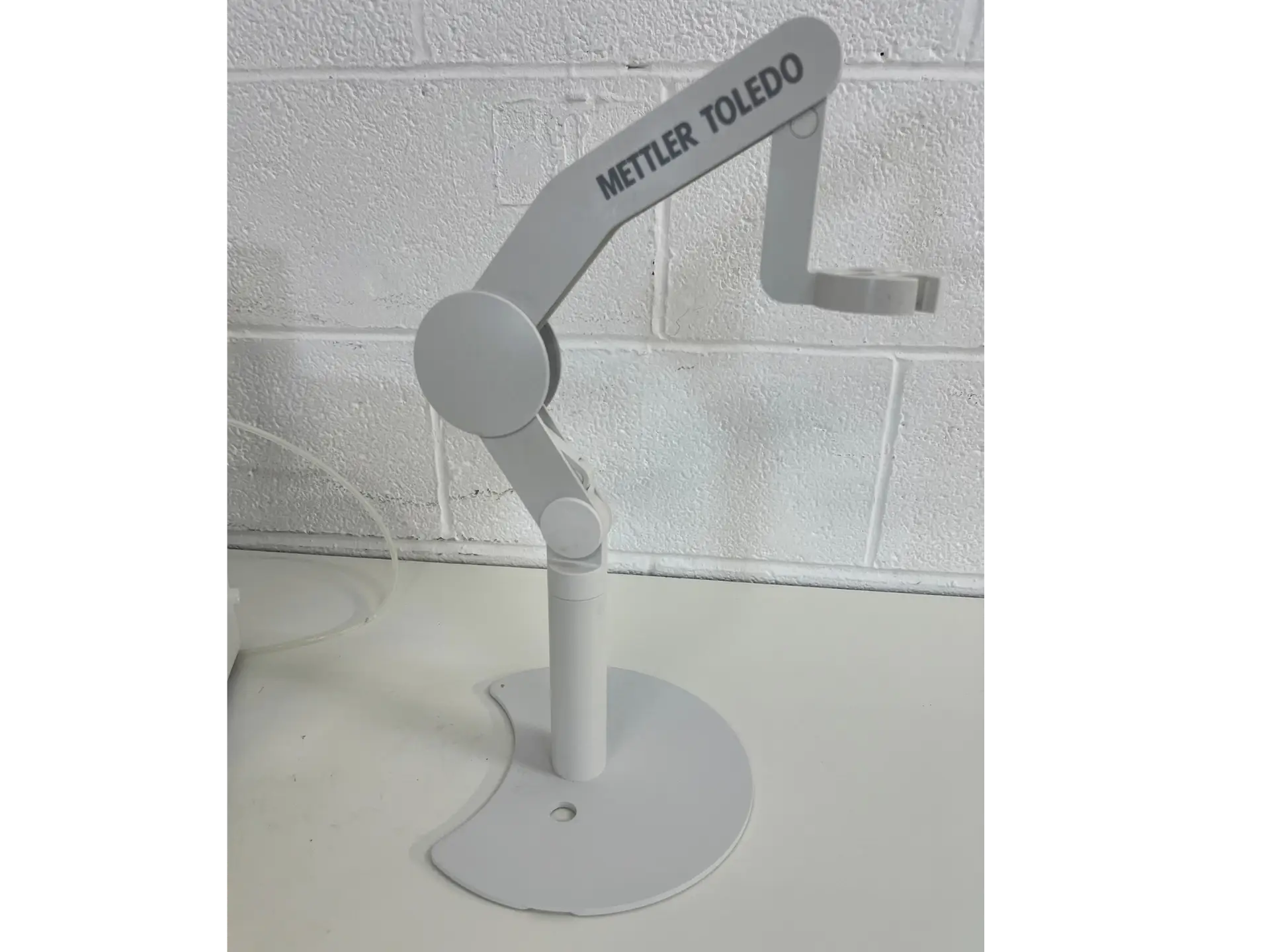 10 Mettler Toledo LiquiPhysics DM40 Density Meter