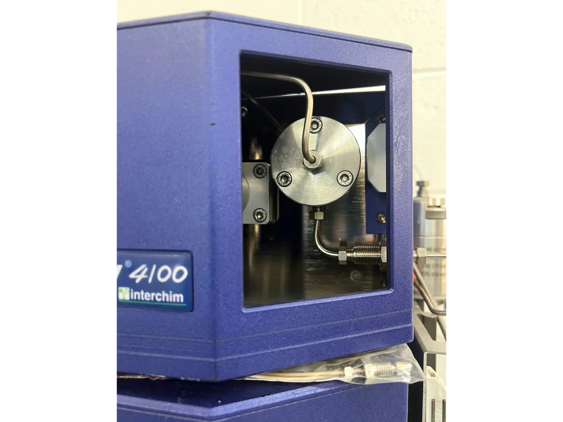 11 PuriFlash 4100 Flash-Prep LC System