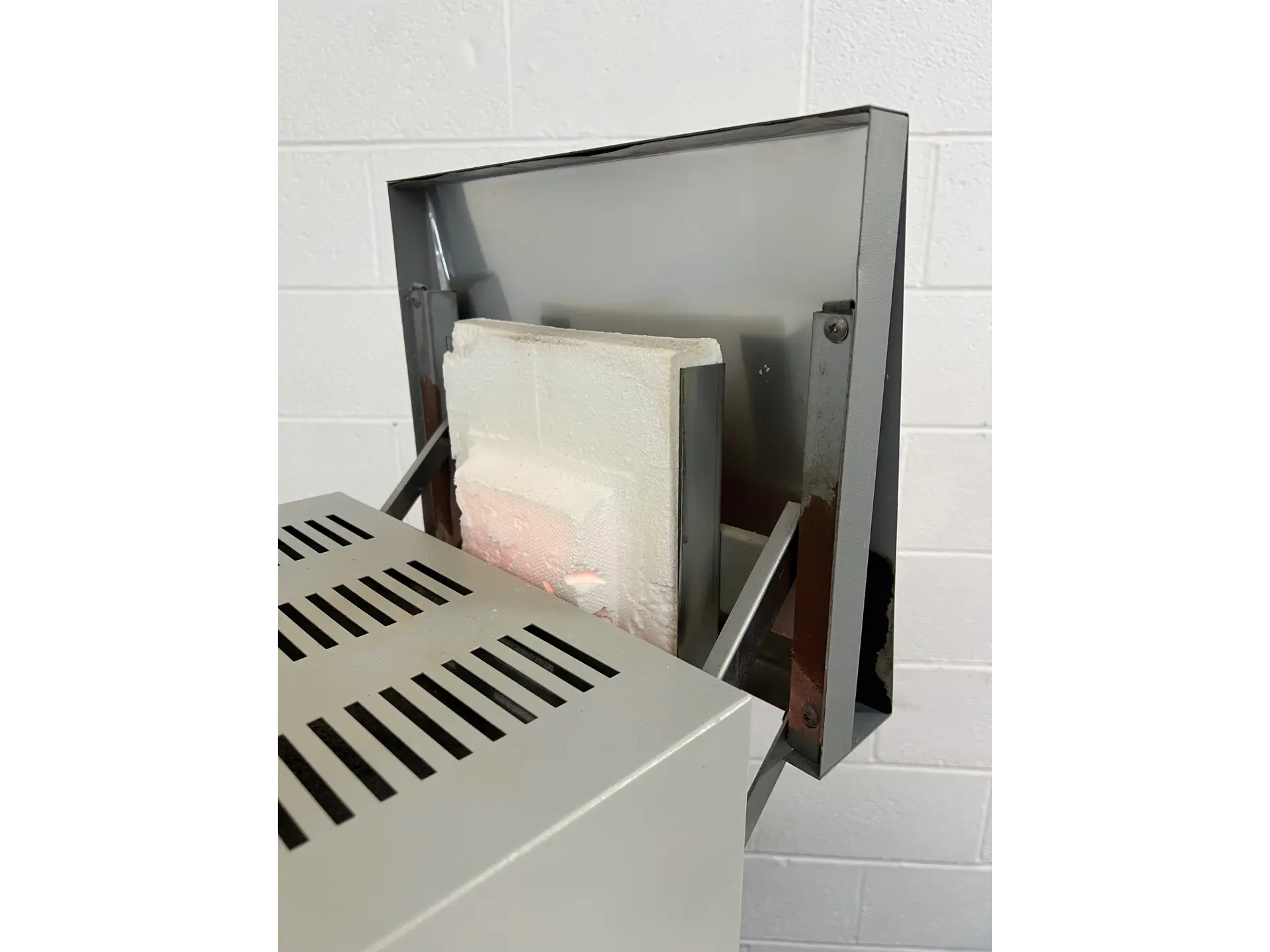 12 Carbolite Furnace AAF1100