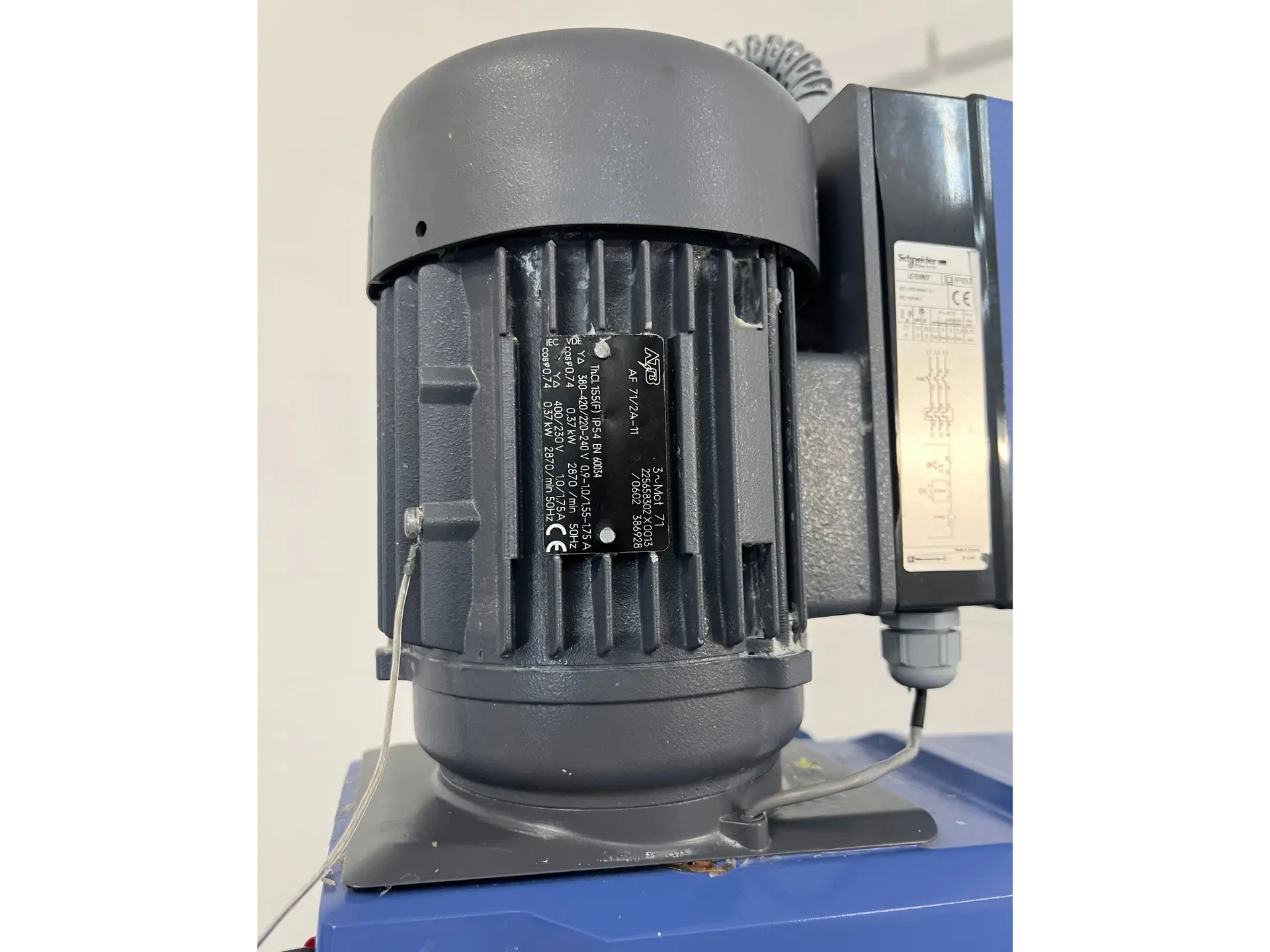 13 IKA RW47 Digital Overhead Stirrer