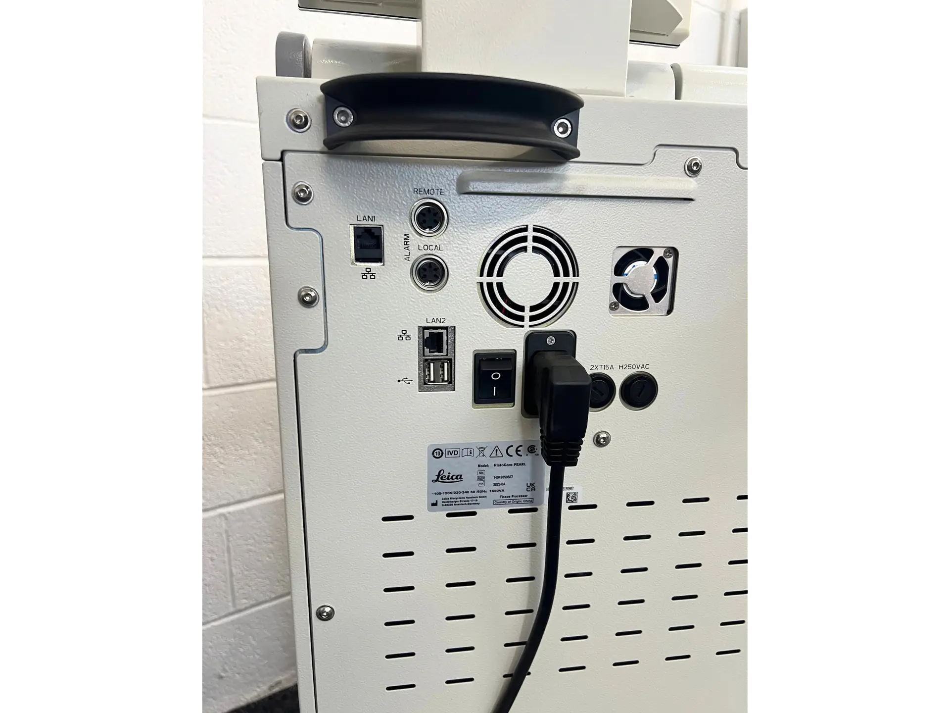 13 Leica HistoCore PEARL Tissue Processor