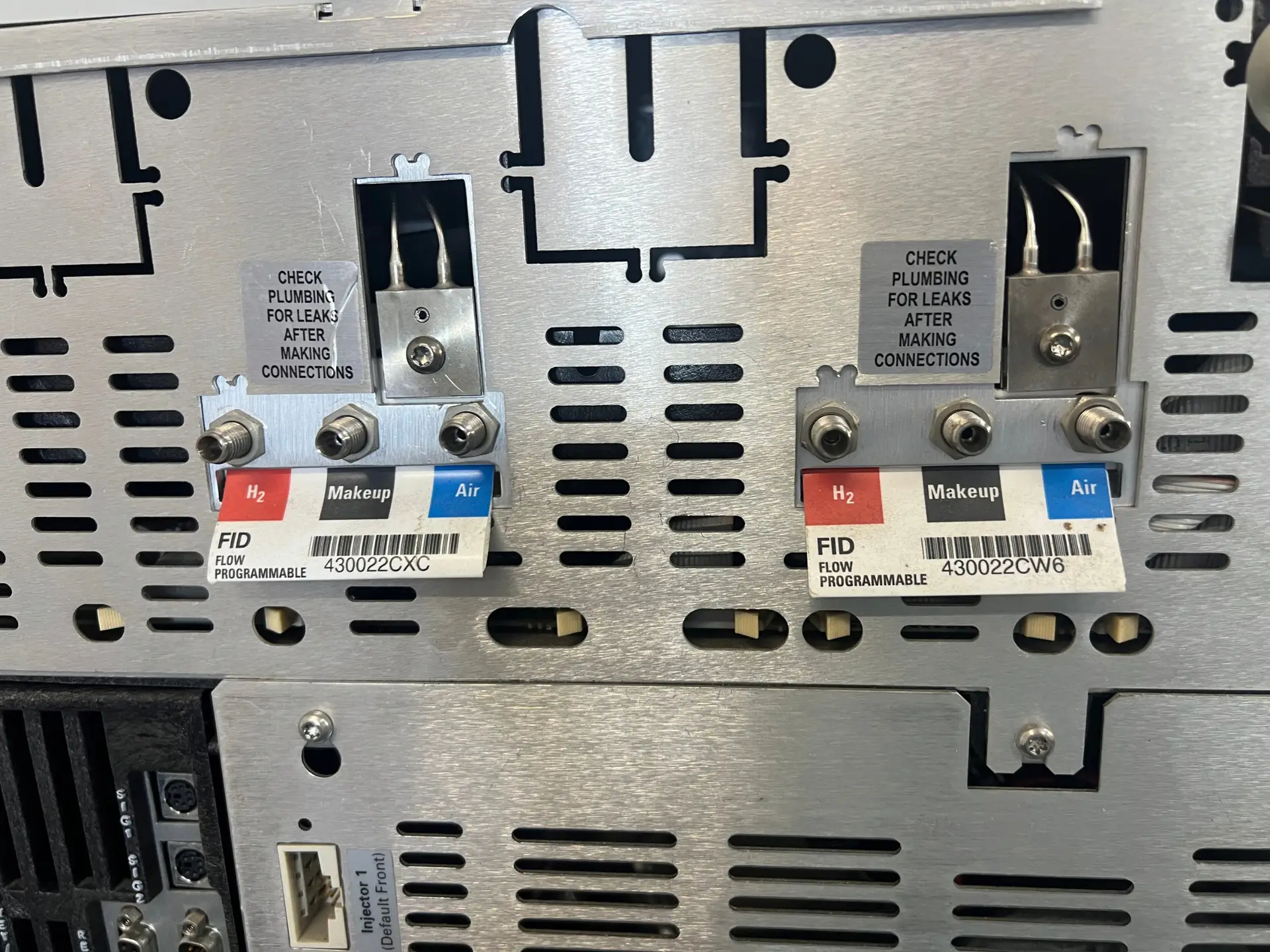 15 Agilent 6890 Series GC w/ Autosampler & Injector