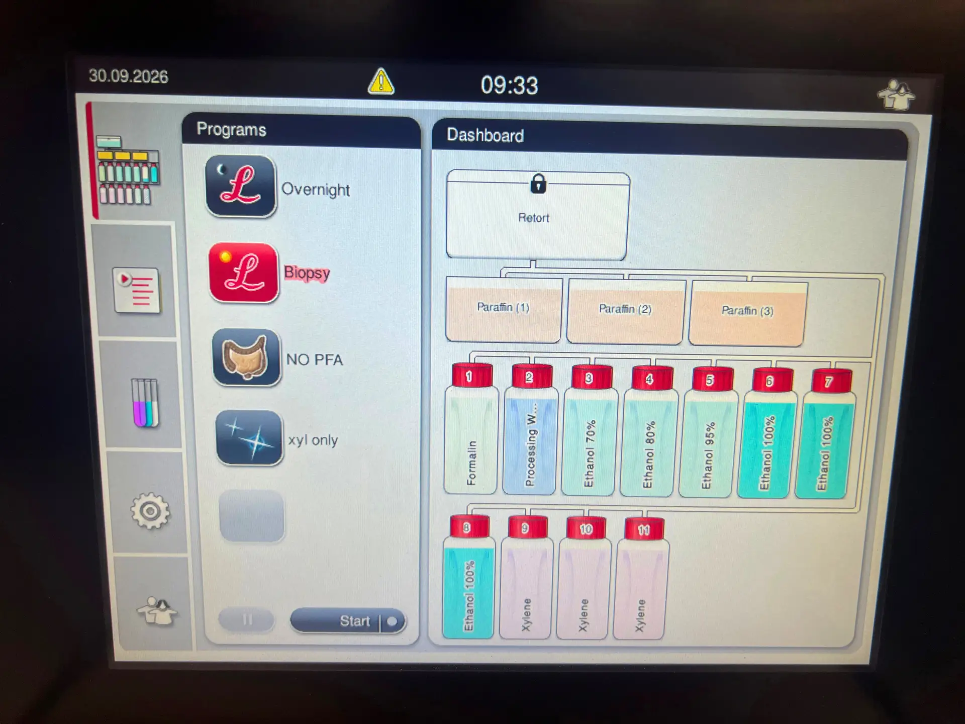18 Leica HistoCore PEARL Tissue Processor