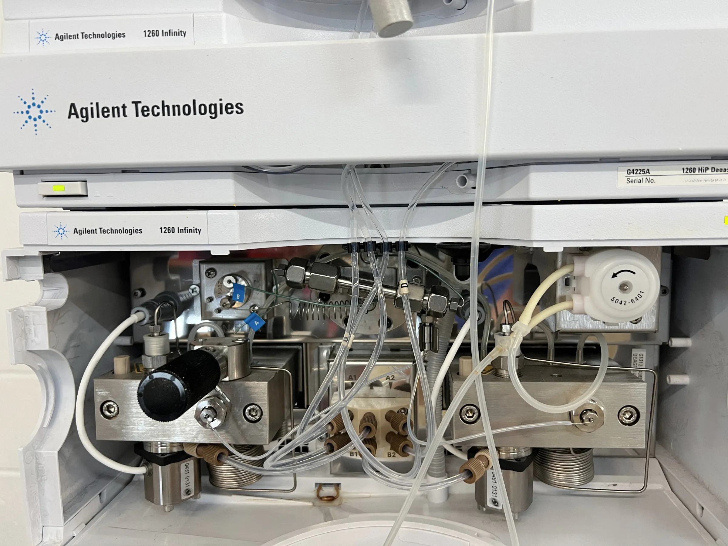 19 Agilent 1260/1290 HPLC System