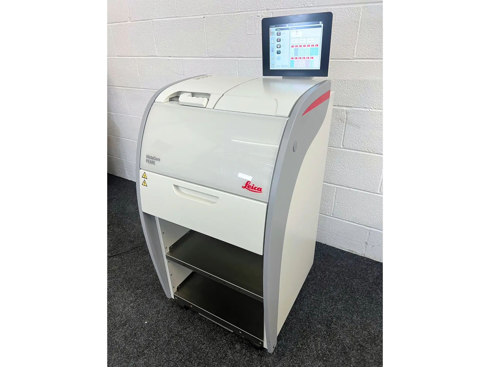 2 Leica HistoCore PEARL Tissue Processor