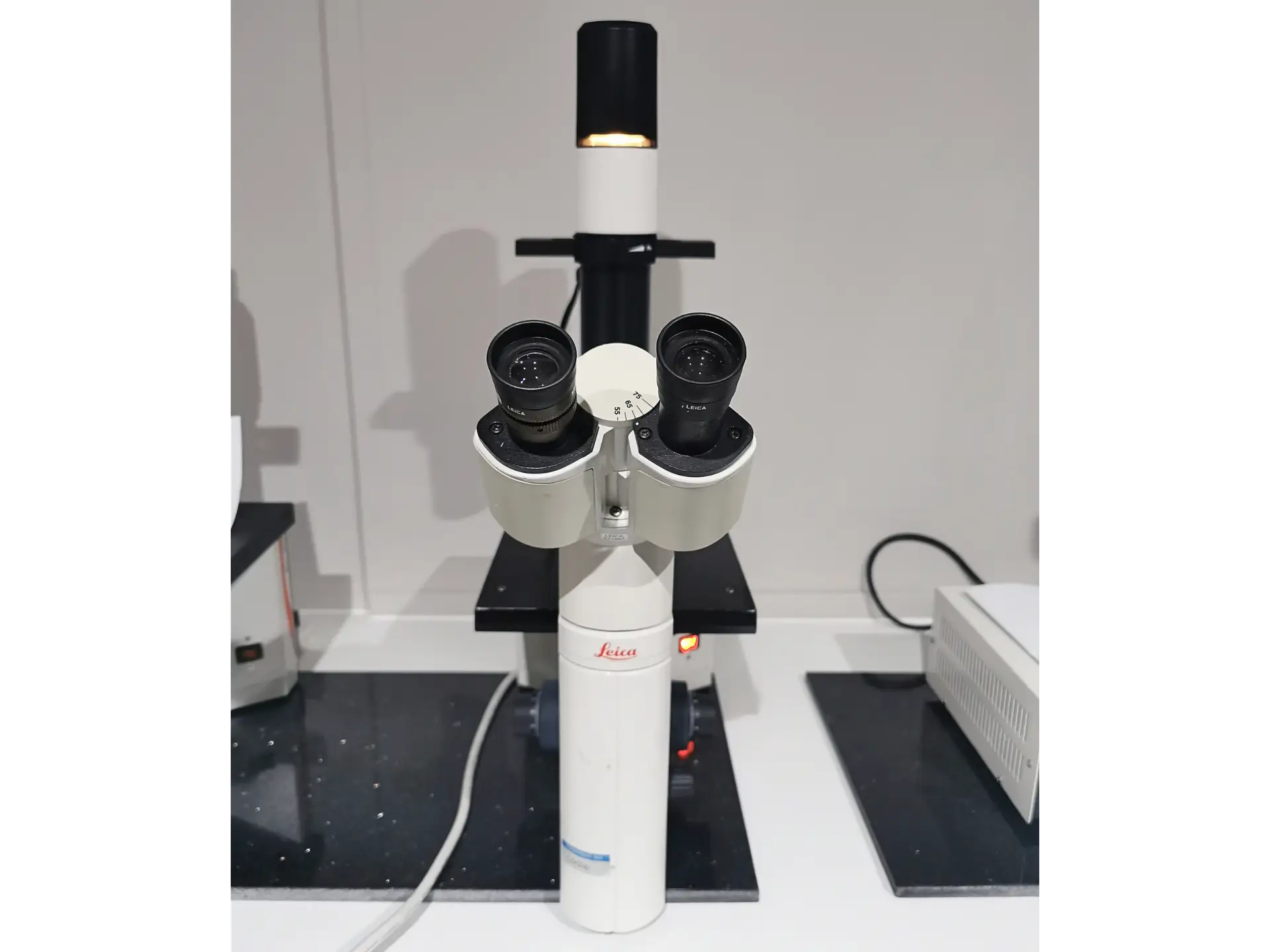 2 Leica DMIL Inverted Microscope