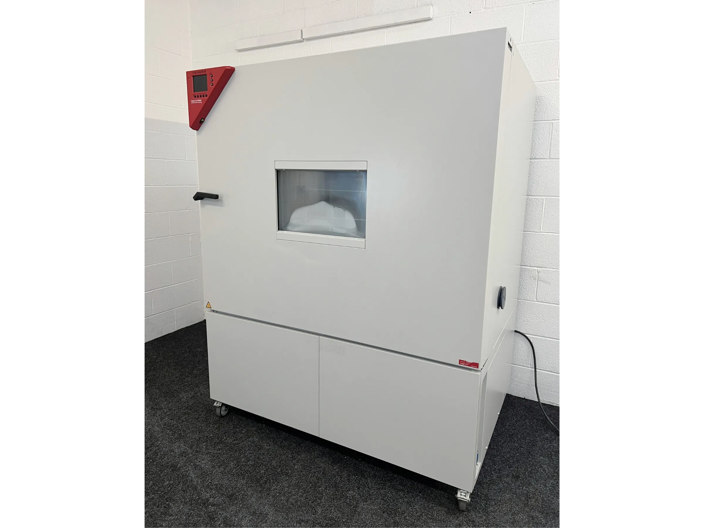 Binder MK 720 Climate Chamber