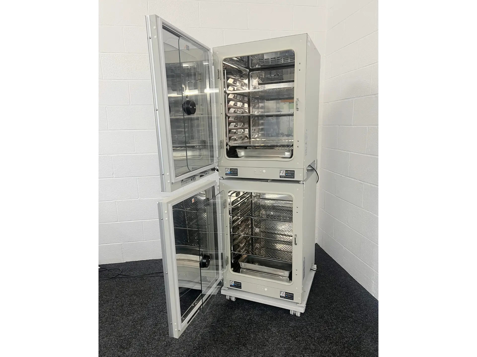 3 PHCbi MCO-170AIC-PE CO2 Incubator Stack