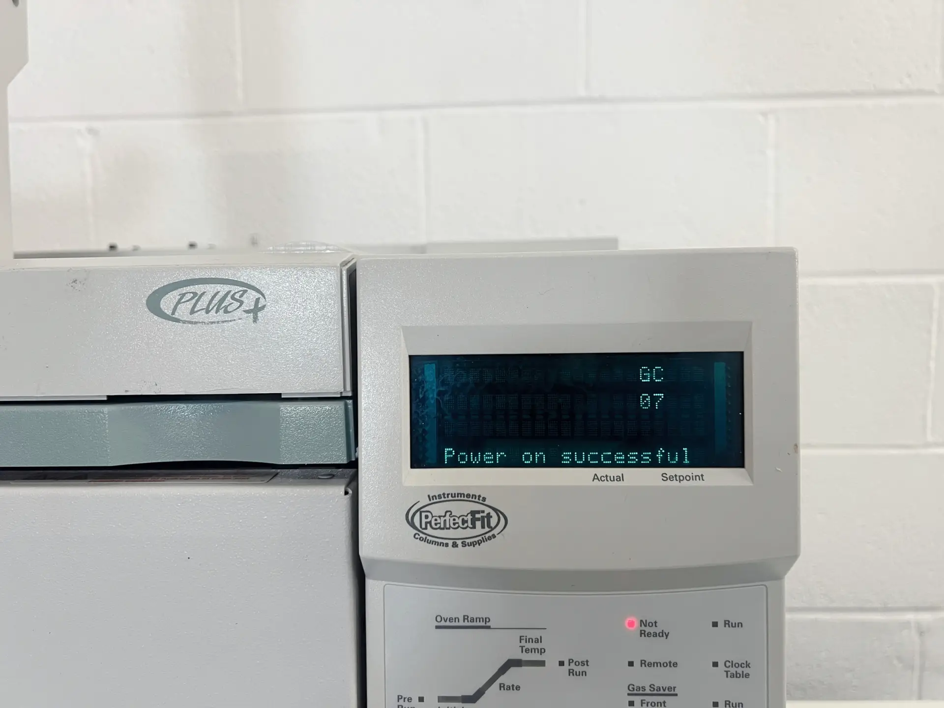 4 Agilent 6890 Series GC w/ Autosampler & Injector