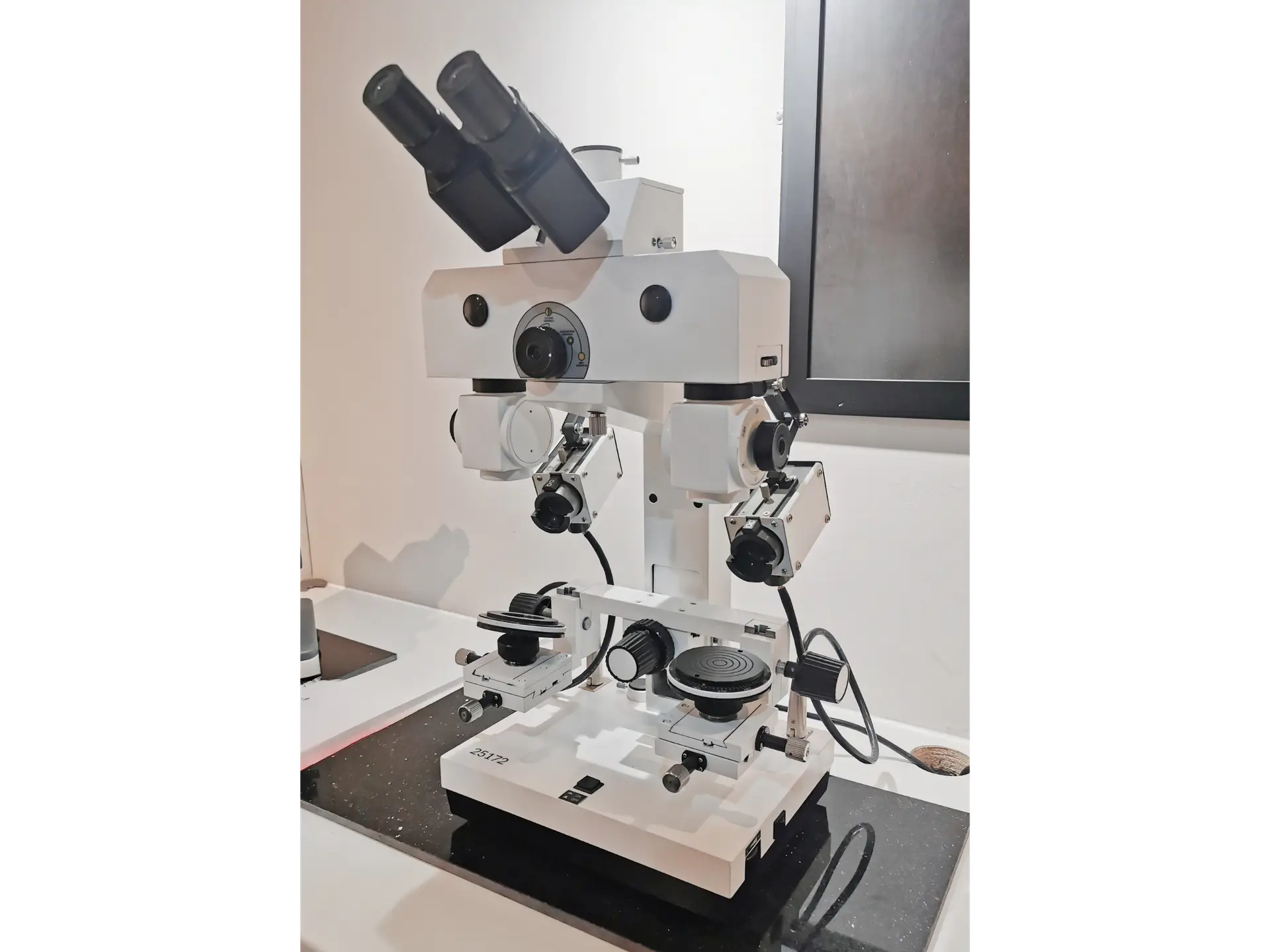 4 Forensic Bullet Comparison Microscope