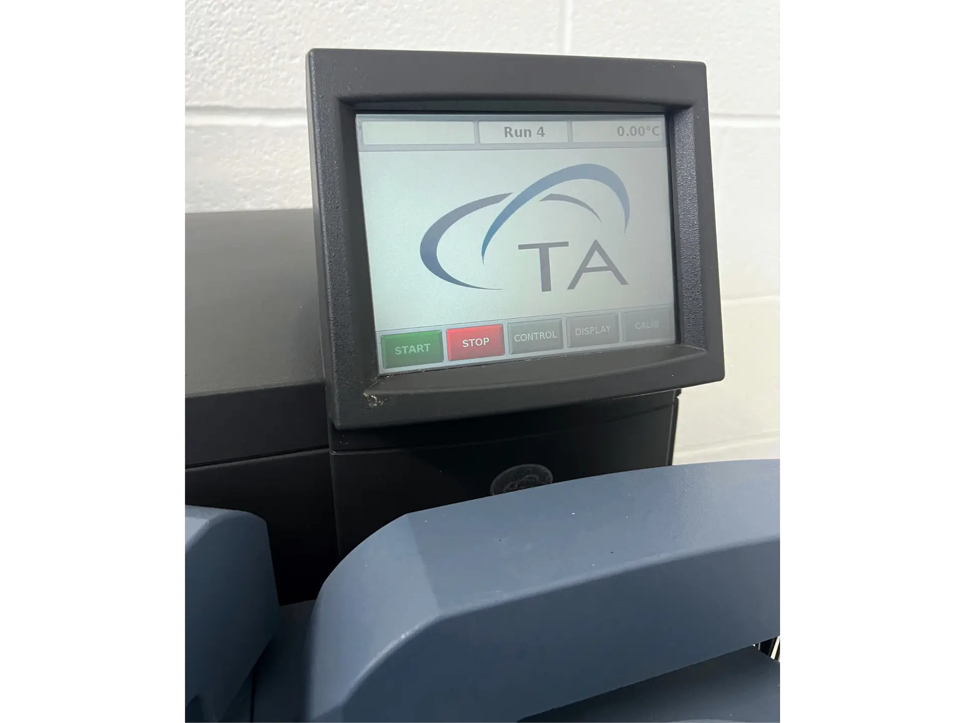 5 DSC Q2000 Differential Scanning Calorimeter