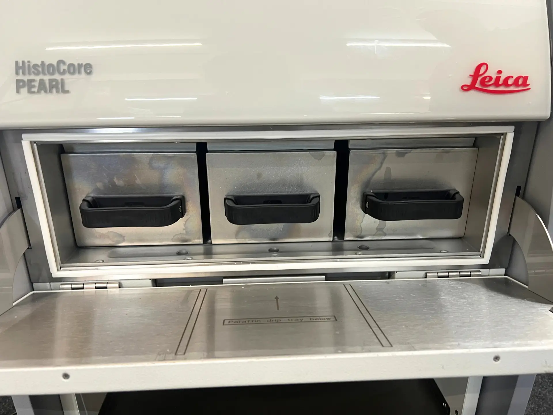 5 Leica HistoCore PEARL Tissue Processor