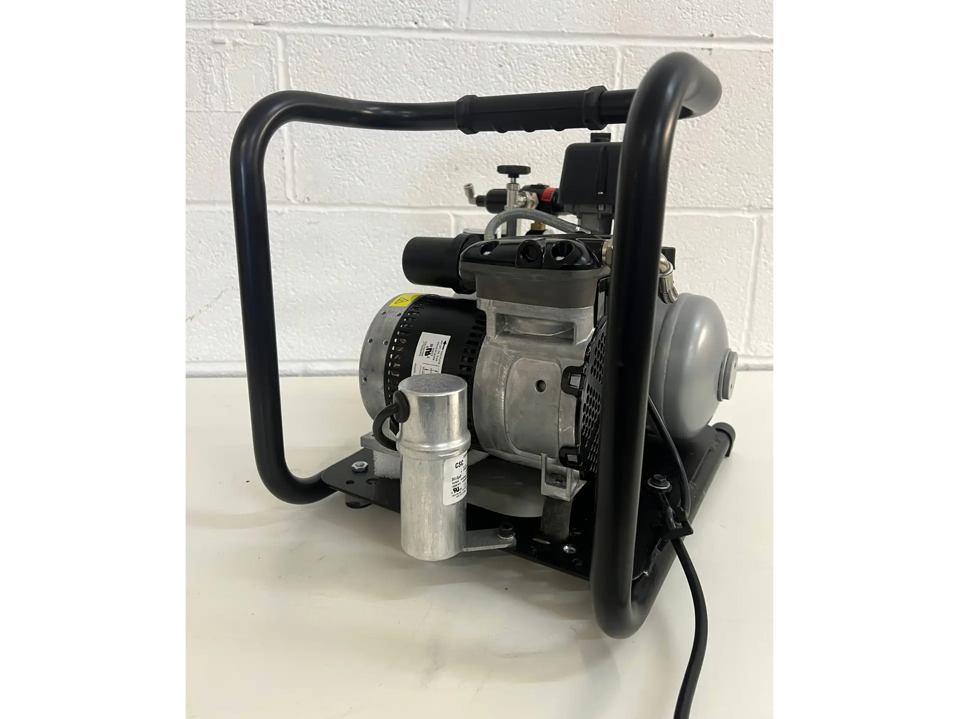 5 Jun-Air Oil Free Piston Air Compressor