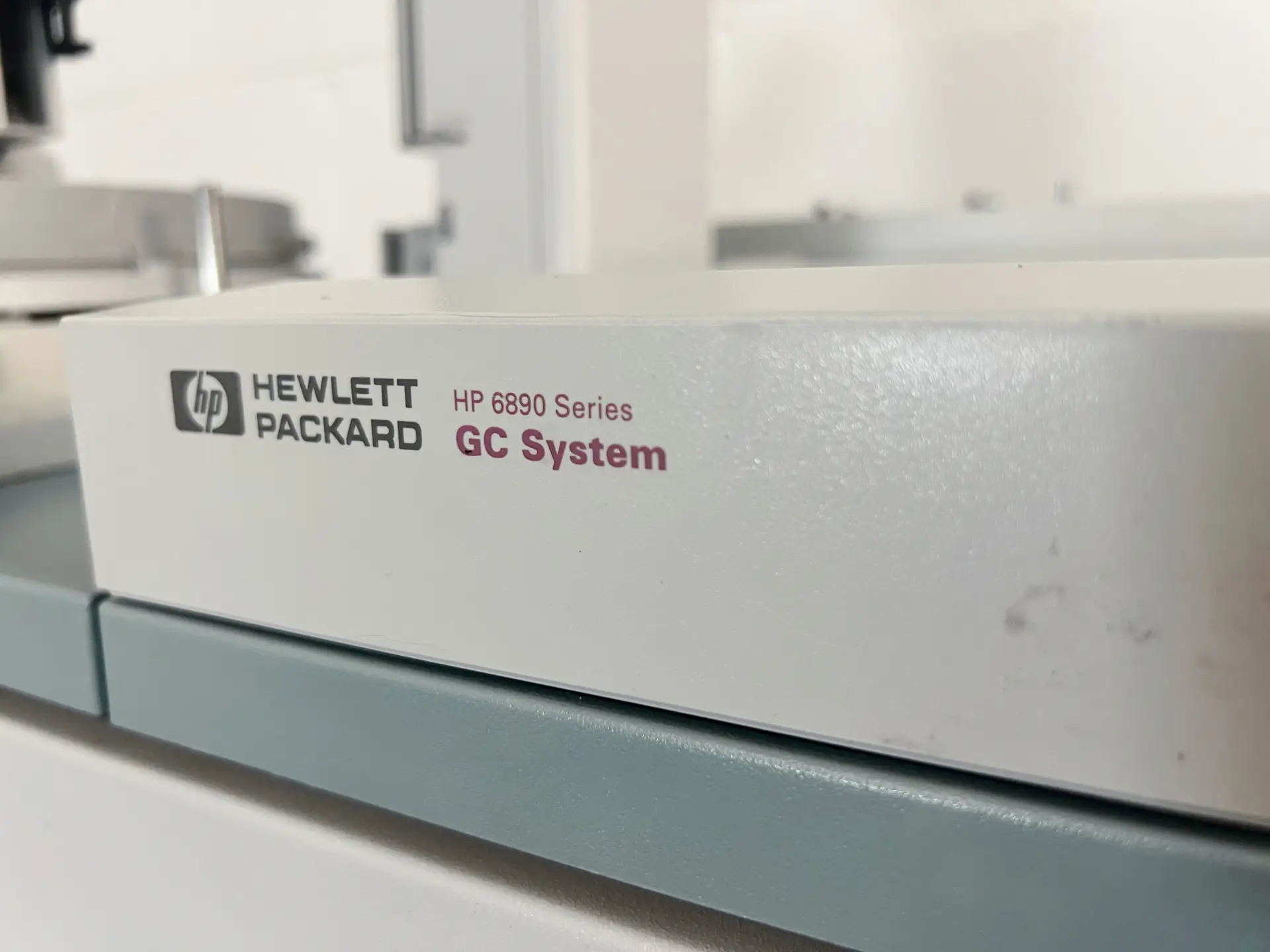6 Agilent 6890 Series GC w/ Autosampler & Injector