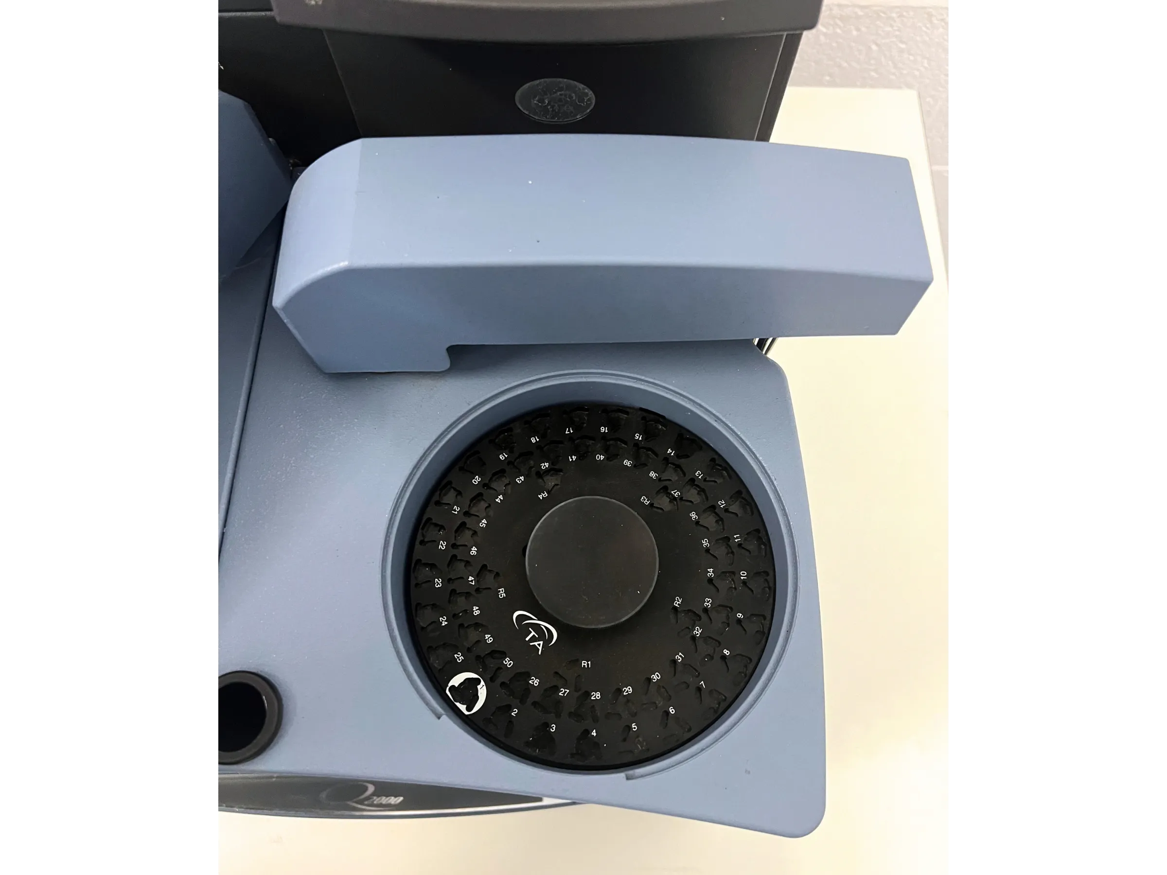 7 DSC Q2000 Differential Scanning Calorimeter