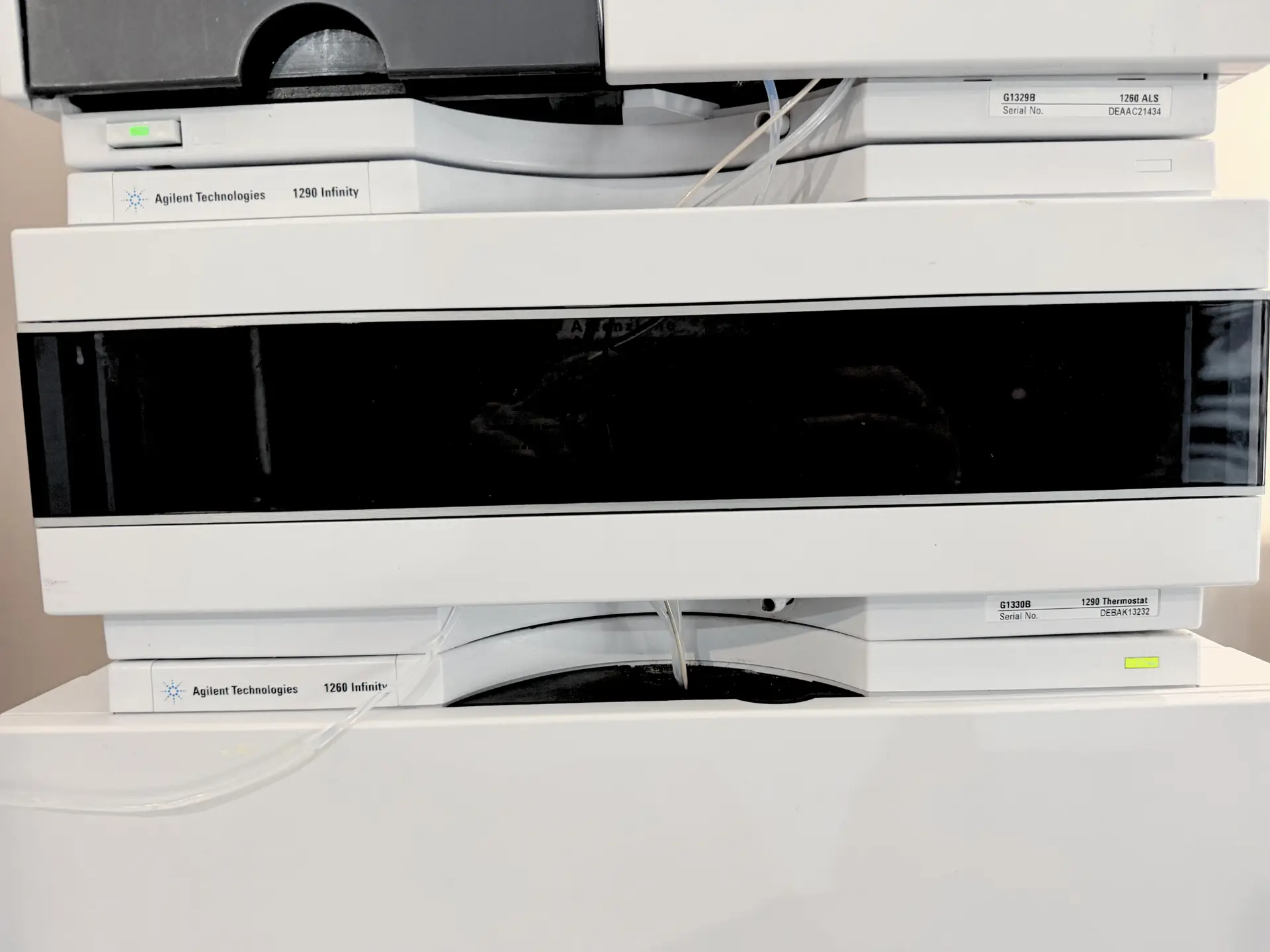 7 (2) Agilent 1260/90 HPLC System