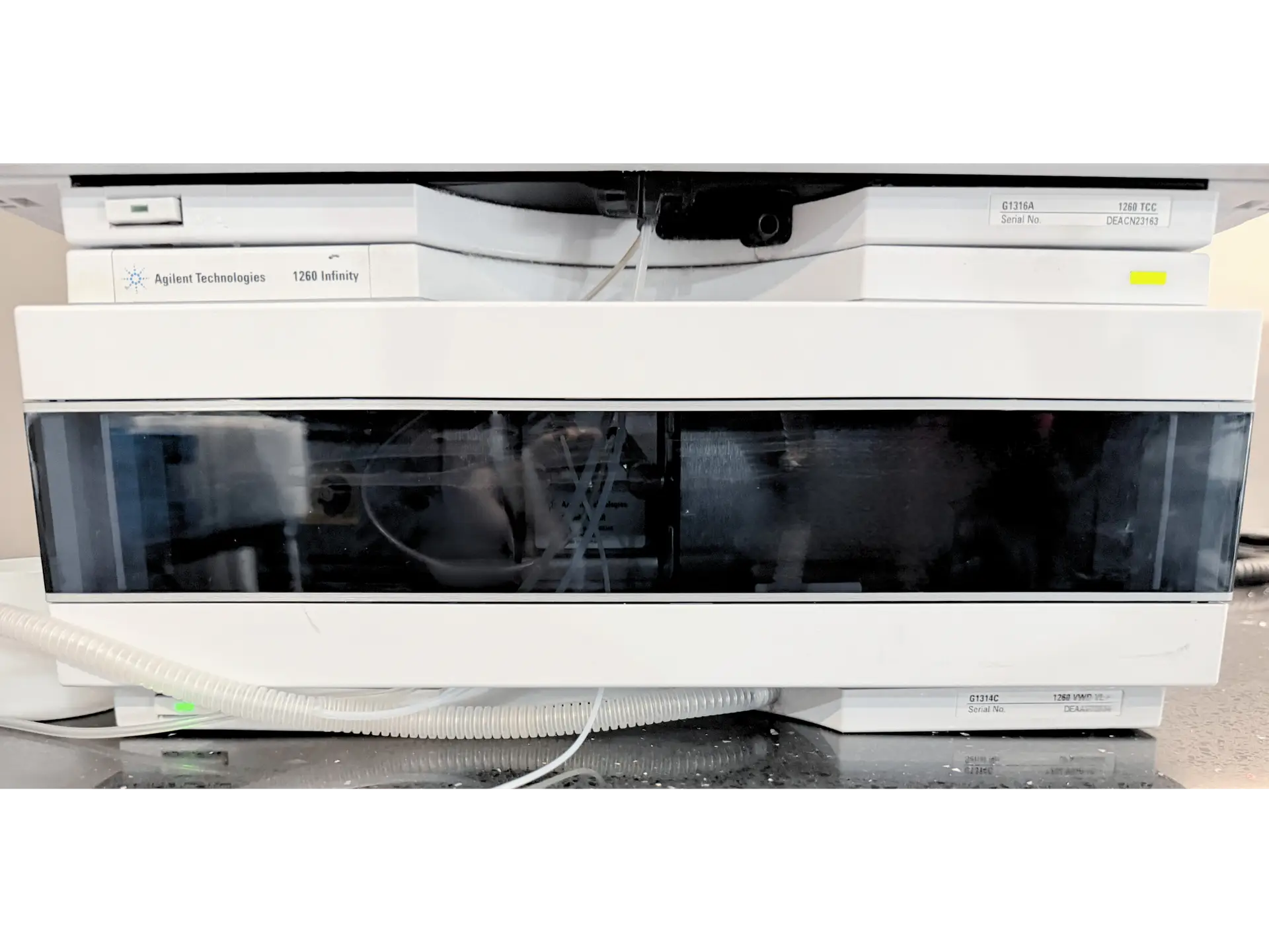 8 (2) Agilent 1260/90 HPLC System