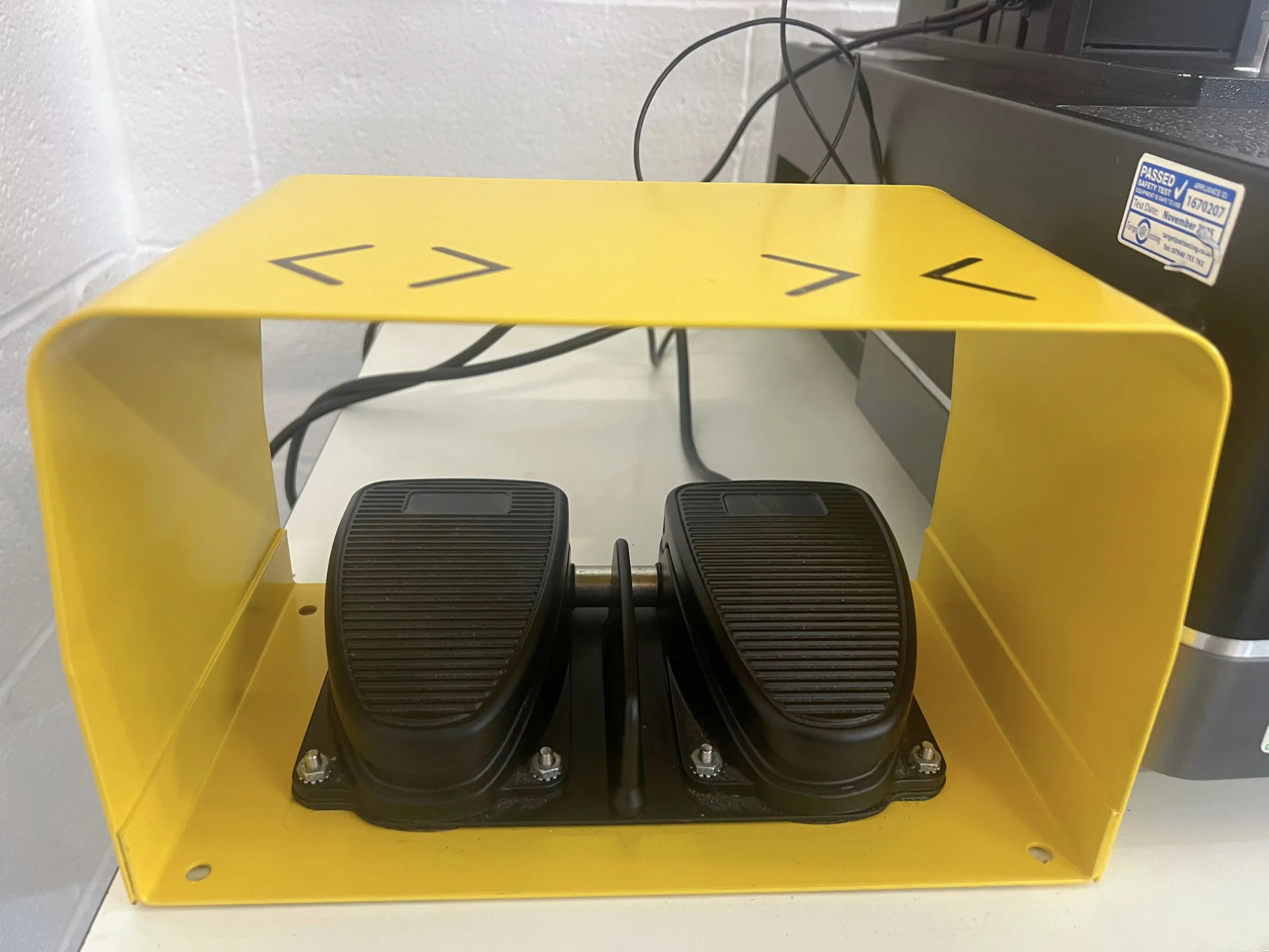 8 Instron 68SC-1 Tensile Tester
