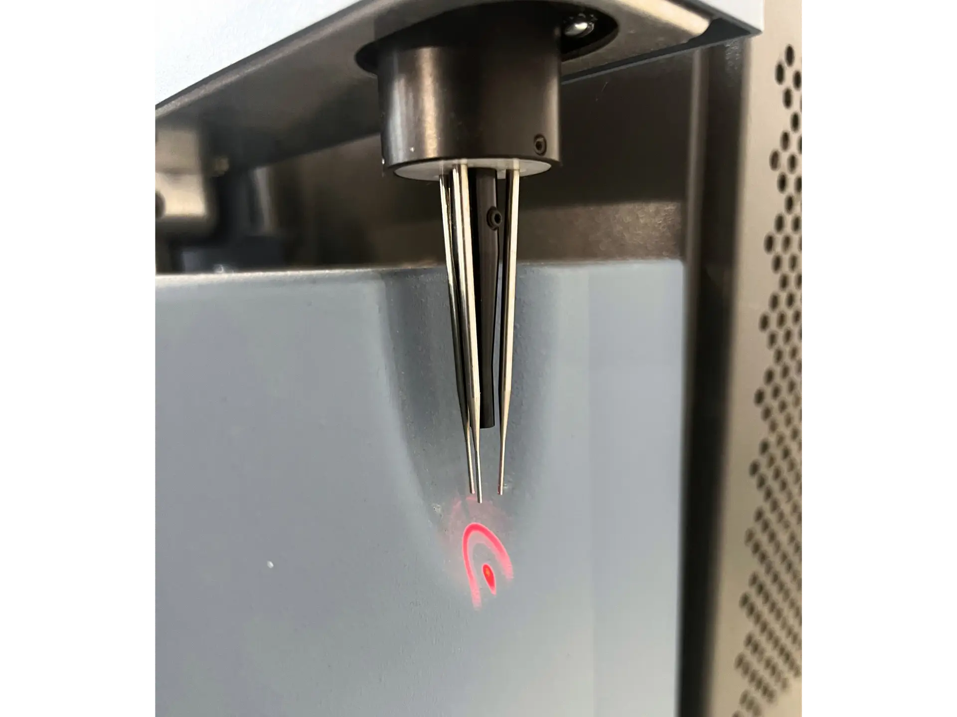 9 DSC Q2000 Differential Scanning Calorimeter