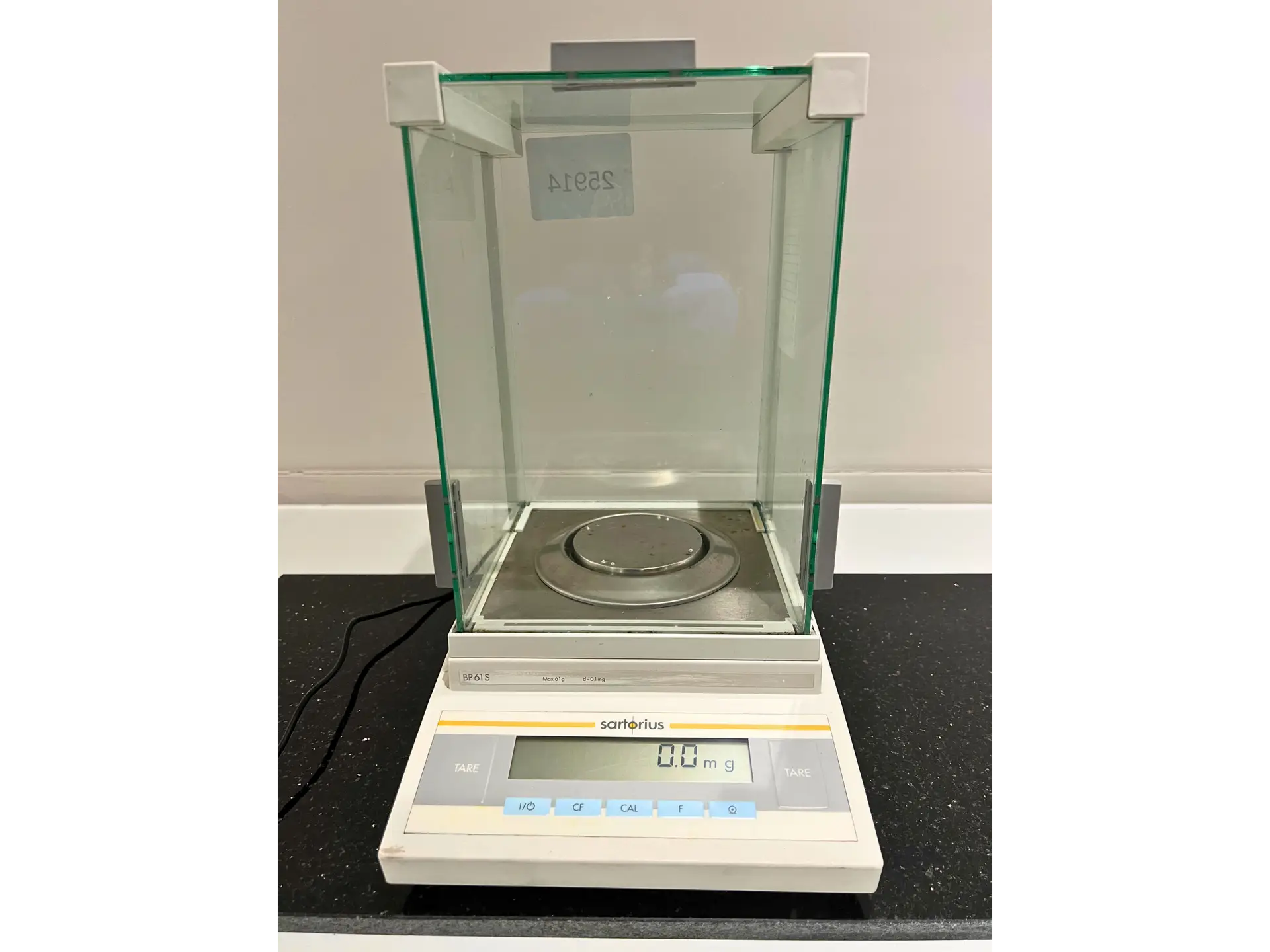 1 Sartorius BP 61S Analytical Balance