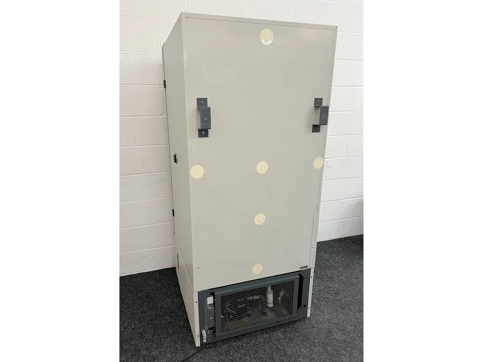 10 Sanyo MIR-553 Cooled Incubator