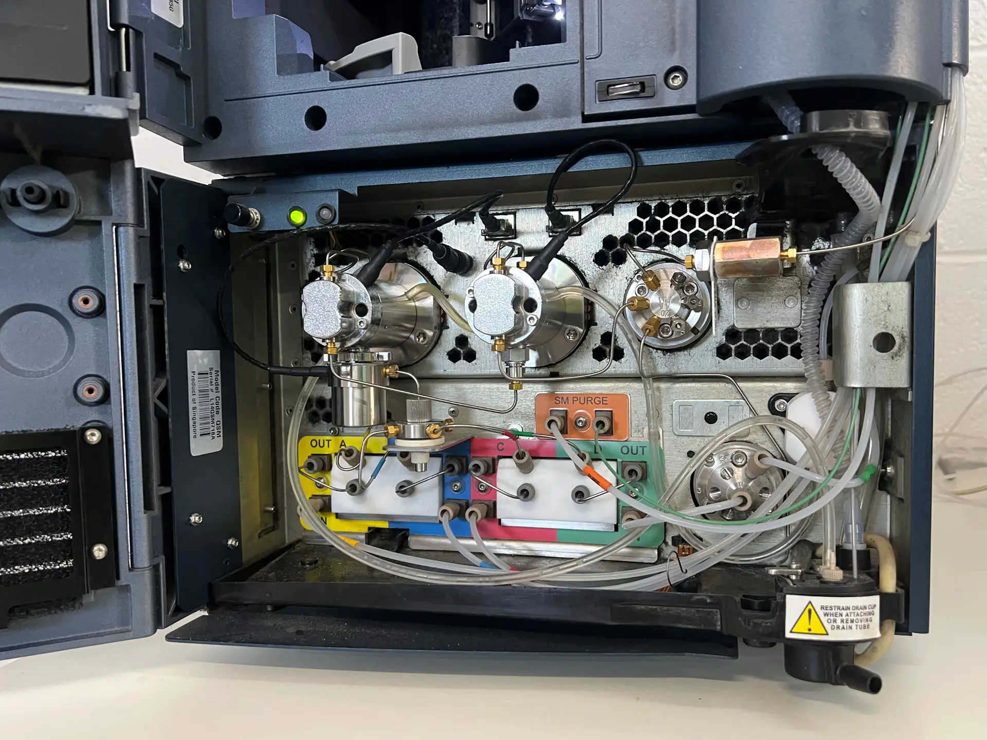 13 Waters Acquity UPLC Modules