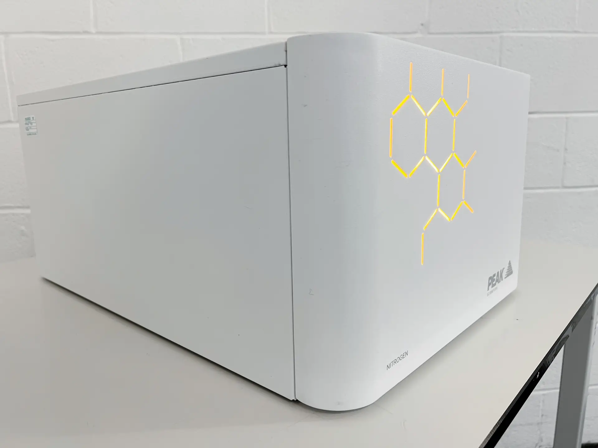 4 Peak Scientific Precision Nitrogen Generator