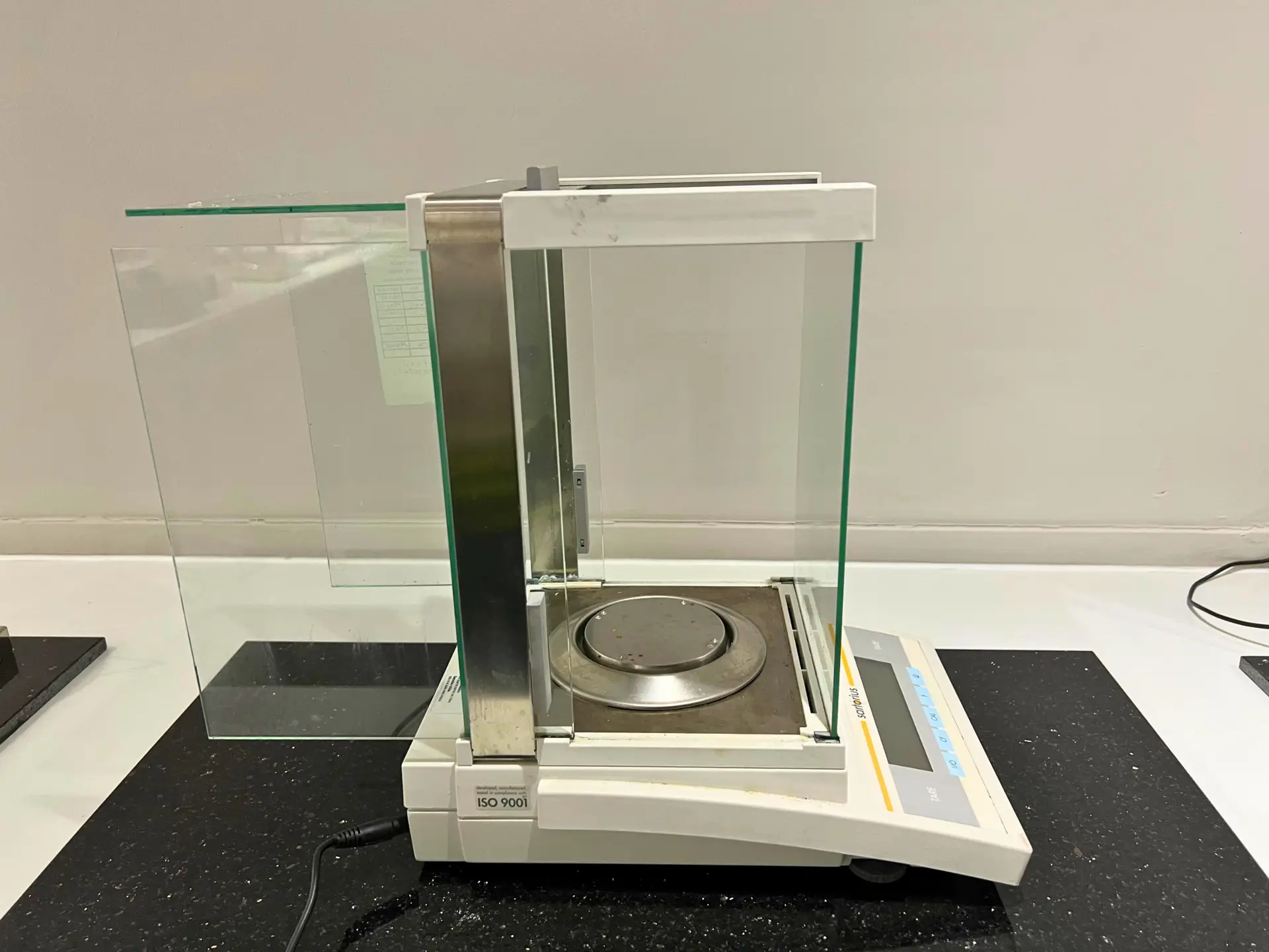 5 Sartorius BP 61S Analytical Balance