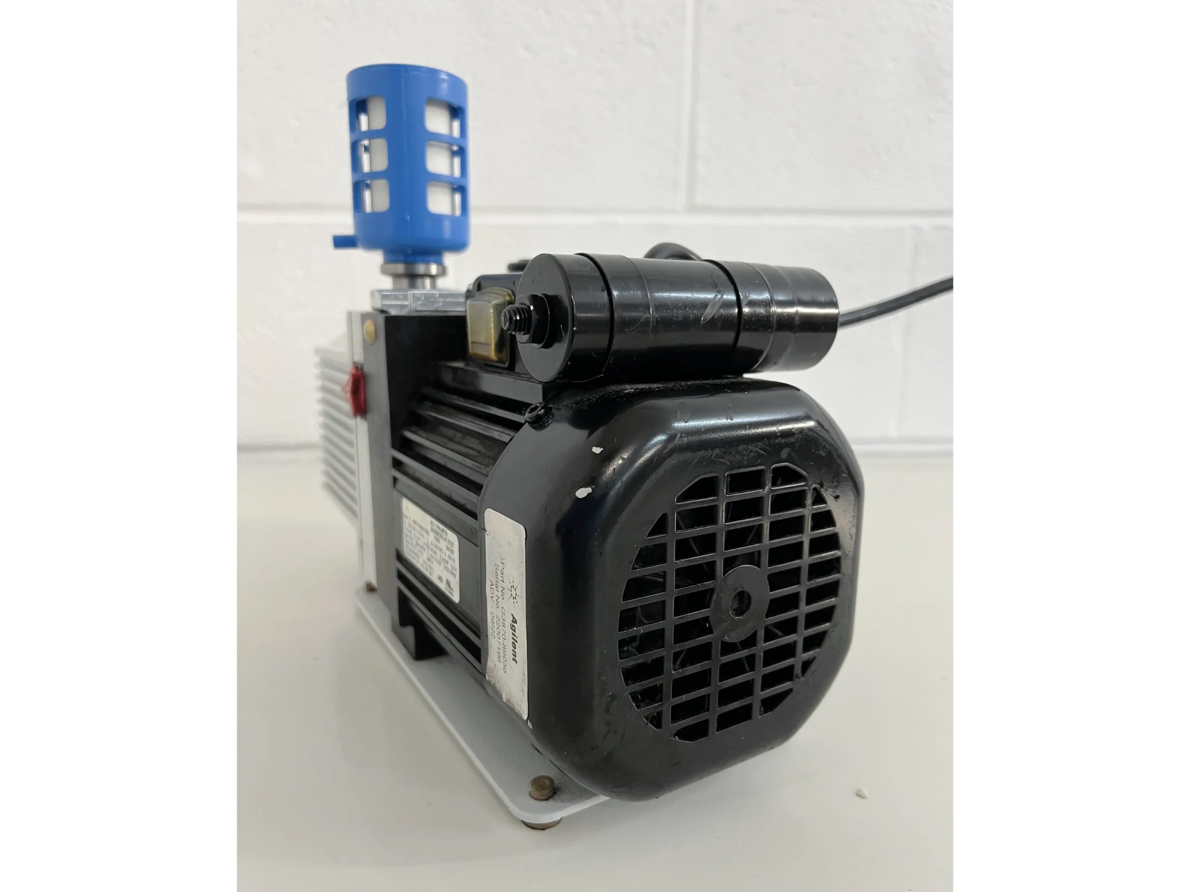 Pfeiffer Duo 2.5 Rotary Vane Pump